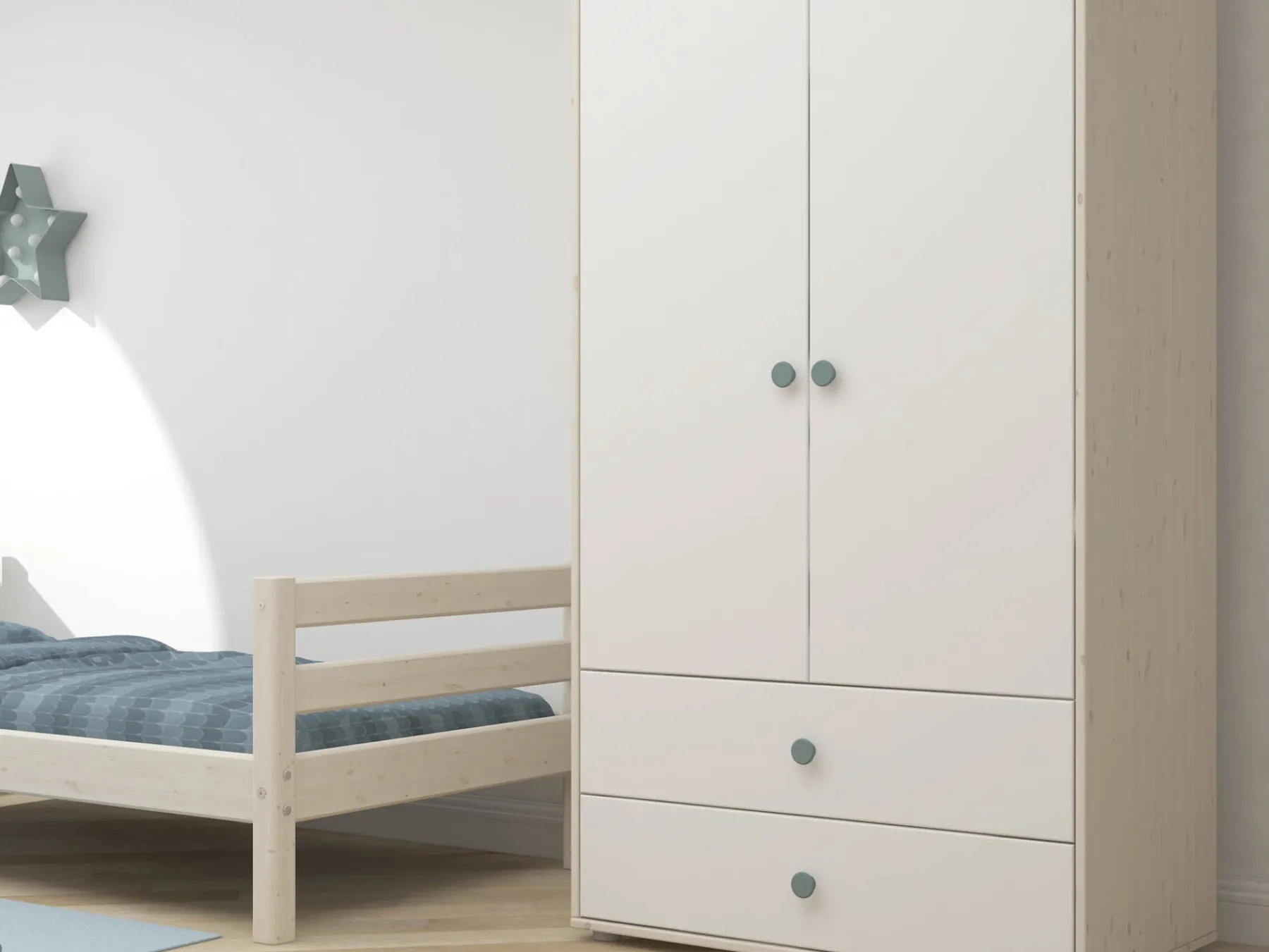 FLEXA Kleiderschrank Lightteal/whitewashedpine Shop
